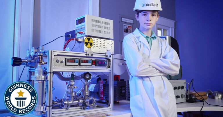 12-Year Old Builds A Working Fusion Reactor